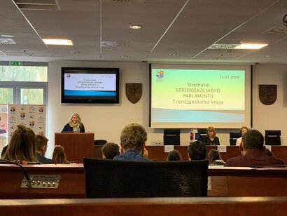 Stretnutie stredoškolského parlamentu Trenčianskeho kraja