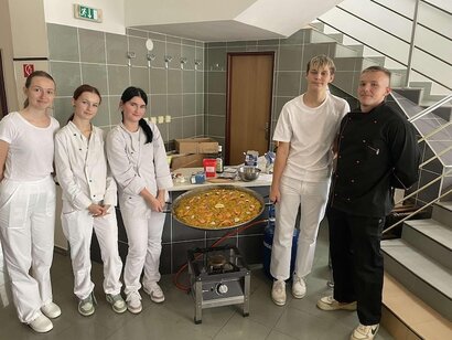 Paella v A klube