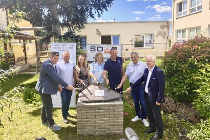 Slávnostný začiatok rekonštrukcie školy