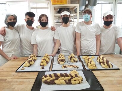 Laboratórne cvičenie cukrárov - vianočka