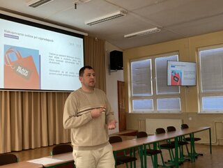 Seminár obozretnosť spotrebiteľov v digitálnom svete - 05
