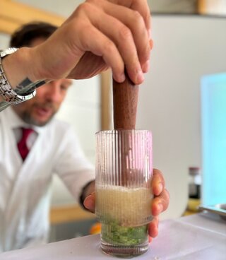 Zväčšiť fotografiu - Barmanský kurz v a-klube