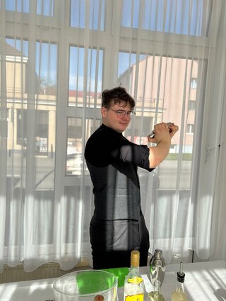 Zväčšiť fotografiu - Barmanský kurz v a-klube