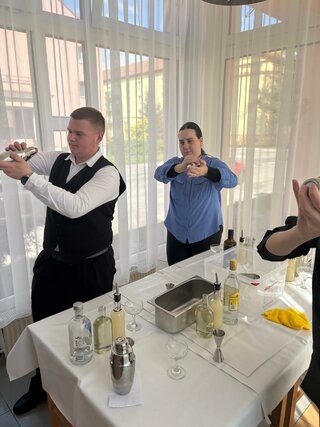 Zväčšiť fotografiu - Barmanský kurz v a-klube