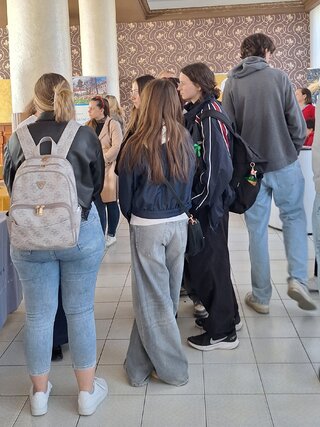 Zväčšiť fotografiu - Exkurzia na pracovných trhoch