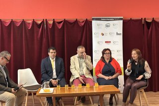 Zväčšiť fotografiu - Konferencia projektu pre mladých