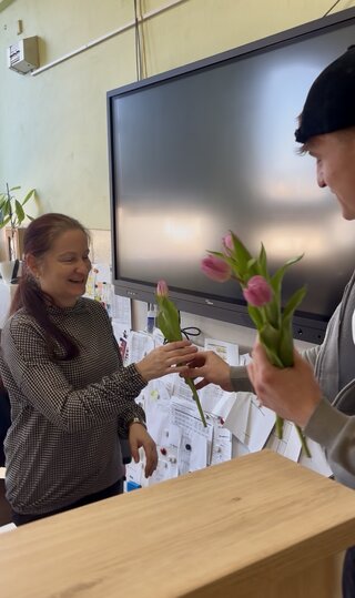 Zväčšiť fotografiu - Kvietok k mdž