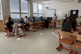 Zväčšiť fotografiu - Písomné maturity