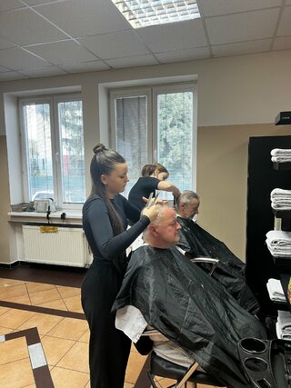 Zväčšiť fotografiu - Praktické maturity žiakov odboru kaderník-vizážista