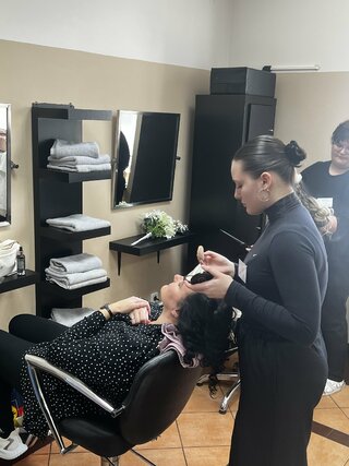 Zväčšiť fotografiu - Praktické maturity žiakov odboru kaderník-vizážista