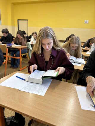 Zväčšiť fotografiu - Prekladateľská súťaž pri príležitosti európskeho dňa jazykov