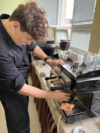 Zväčšiť fotografiu - Škola baristu na našej škole
