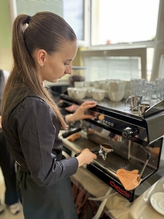 Zväčšiť fotografiu - Škola baristu na našej škole