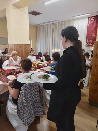 Zväčšiť fotografiu - Thurzove slávnosti v podaní iii.b a iii.c