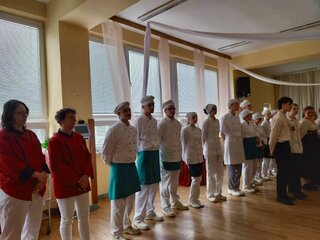 Zväčšiť fotografiu - Thurzove slávnosti v podaní iii.b a iii.c