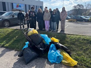 Zväčšiť fotografiu - Upracme slovensko