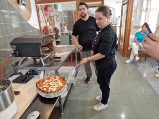 Zväčšiť fotografiu - V a-klube voňalo pravým talianskom!