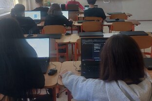 Zväčšiť fotografiu - Od školy k práci: tvoríme digitálne cv v angličtine