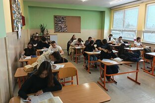 Zväčšiť fotografiu - Prekladateľská súťaž anj nej