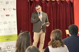 Zväčšiť fotografiu - Konferencia projektu pre mladých