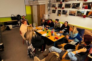 Zväčšiť fotografiu - Školský parlament na fóre detí a mládeže