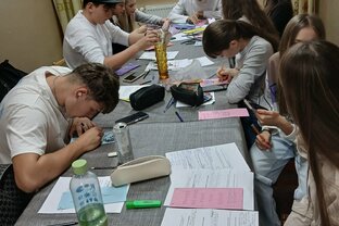 Zväčšiť fotografiu - Záložka do knihy spája slovenské školy 2026