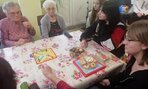 Dobrovoľníci z kaliny v domove dôchodcov - 02