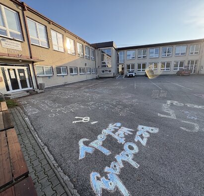 Pripomíname si 17. november