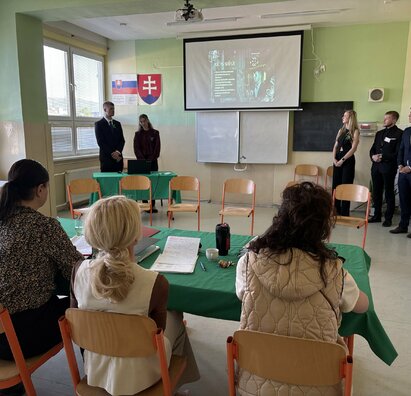 Obhajoby PČOZ MS triedy V.K